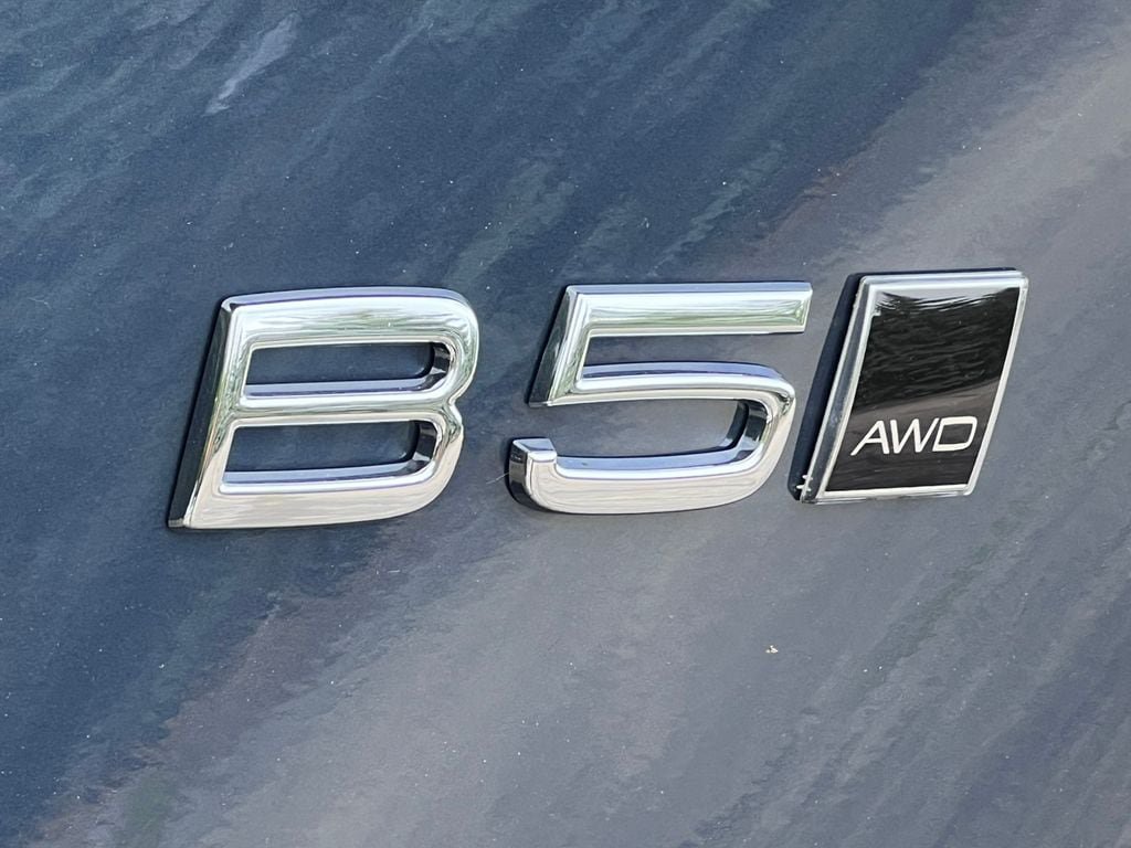 New 2026 Volvo XC90 B5 Core w/ Protection Package Premier AWD/4WD image 36