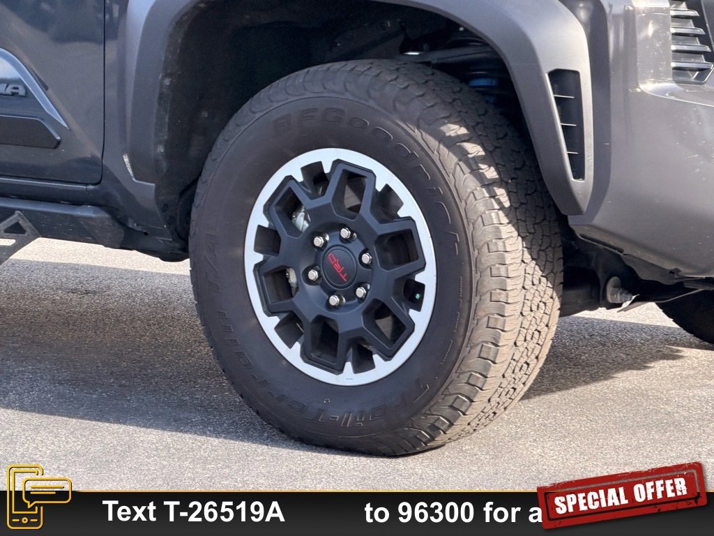 Used 2024 Toyota Tacoma TRD Off-Road image 26