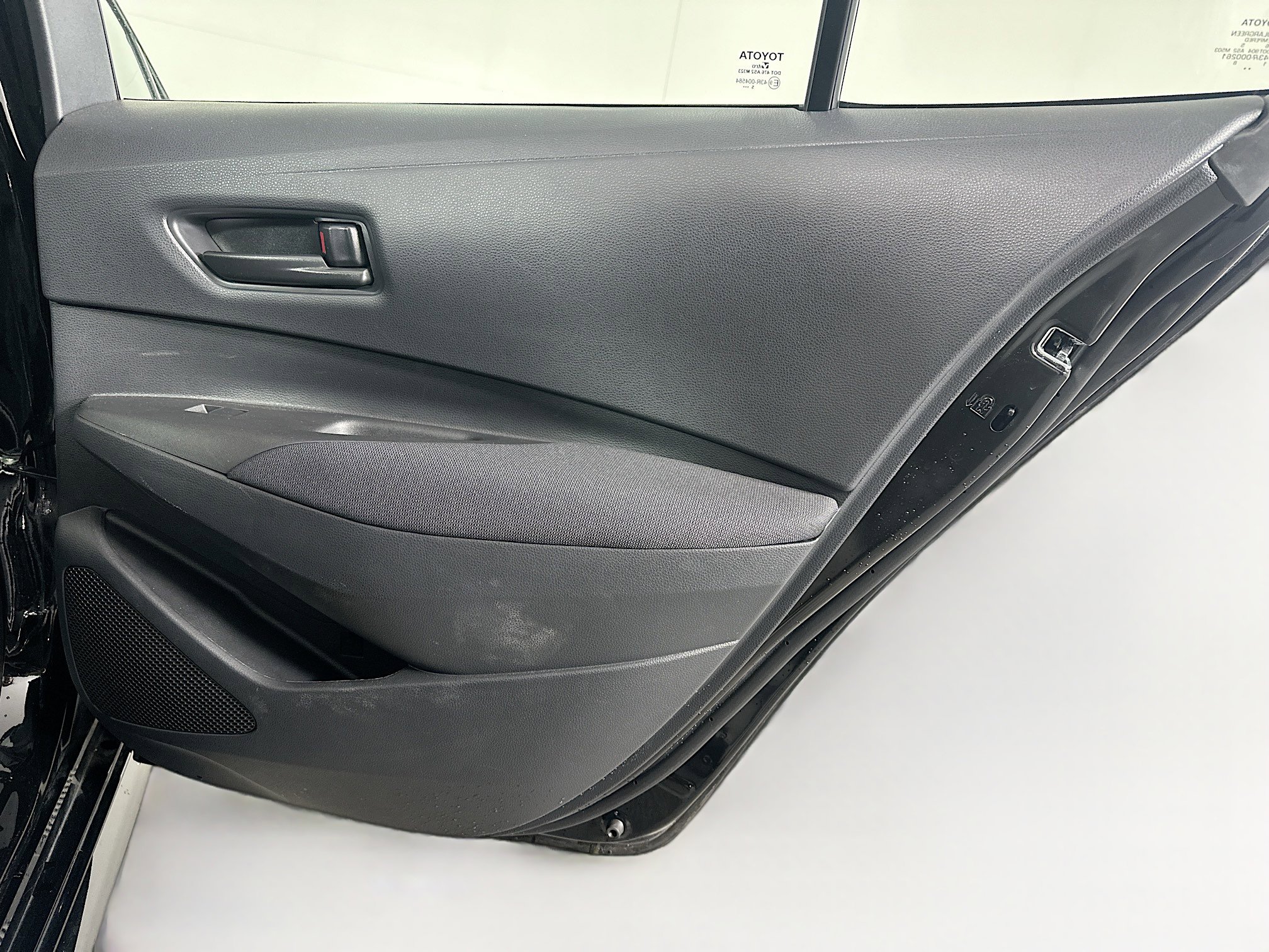Used 2026 Toyota Corolla LE FWD image 28