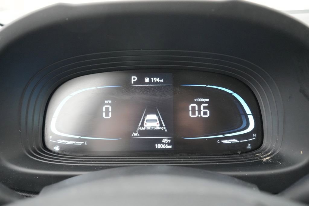 Certified 2023 Hyundai Venue Limited FWD image 25