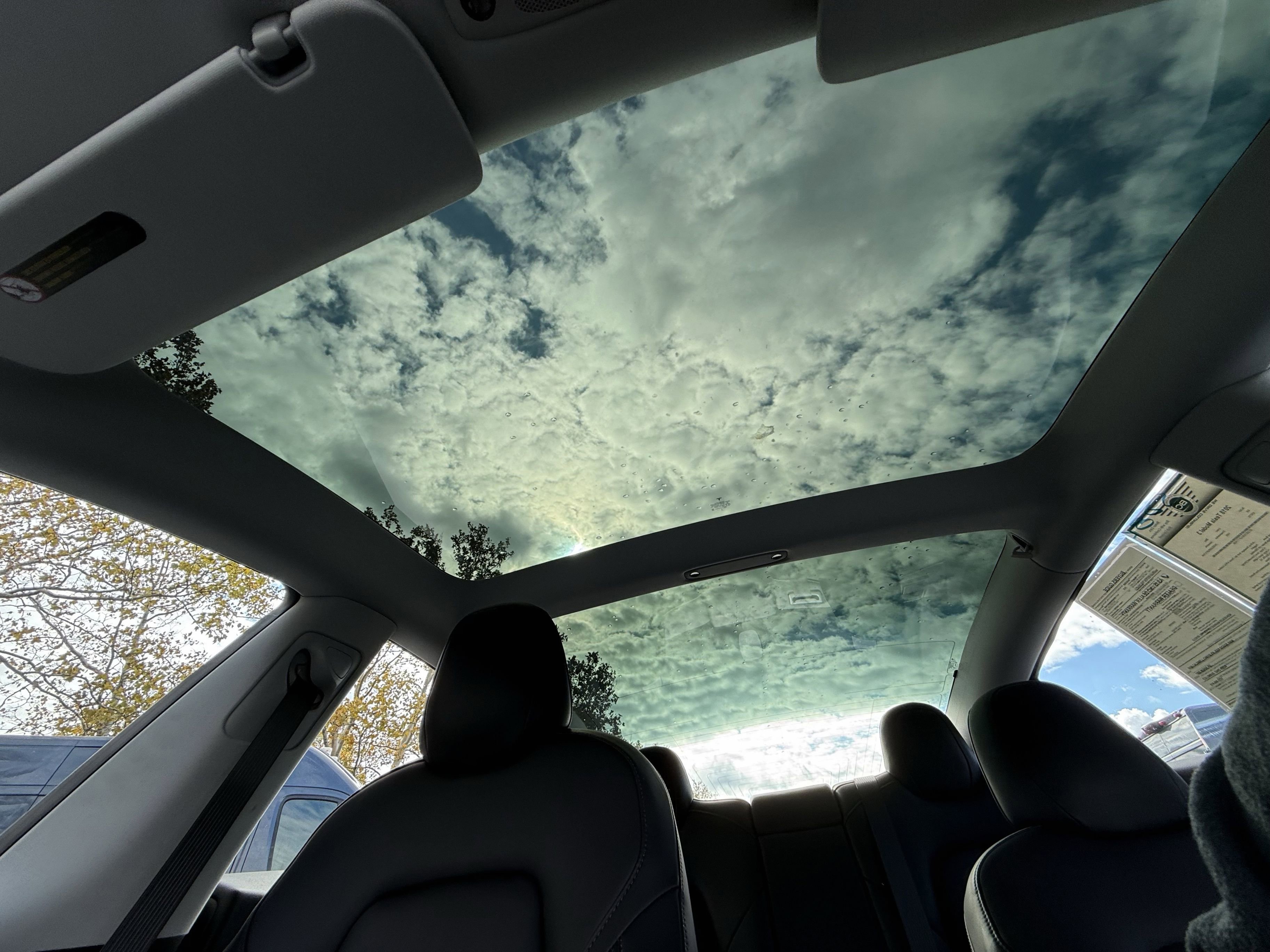 Used 2018 Tesla Model 3 Long Range image 28