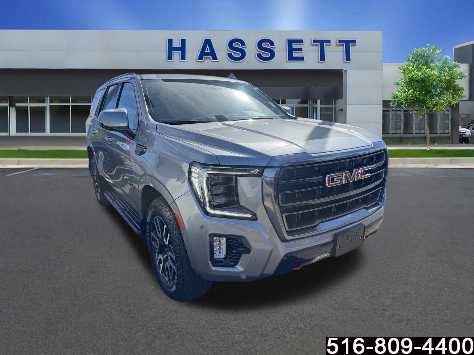 Used 2024 GMC Yukon AT4 AWD/4WD image 1