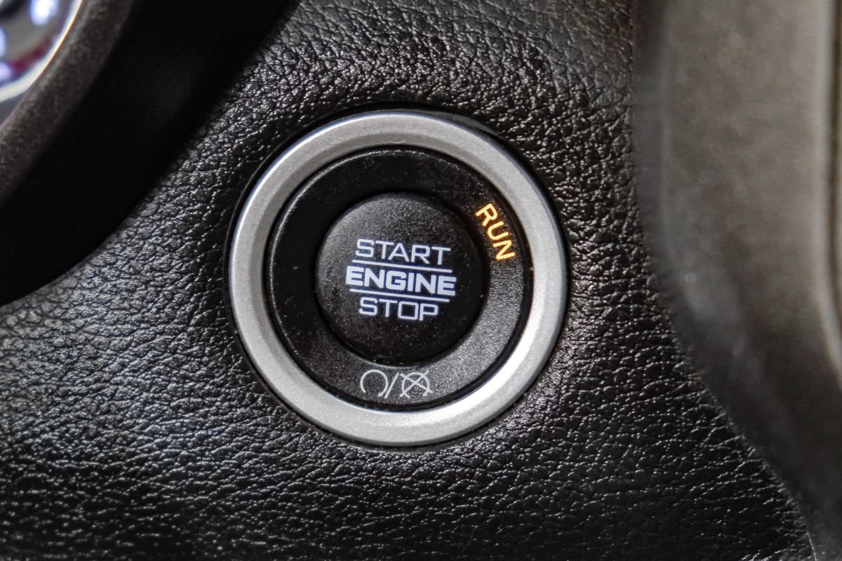 Used 2023 RAM 3500 Tradesman w/ Chrome Appearance Group AWD/4WD image 21