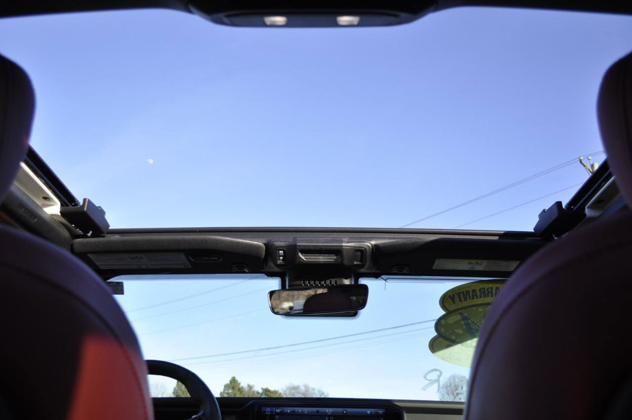 Used 2024 Jeep Wrangler Unlimited Rubicon 392 image 28