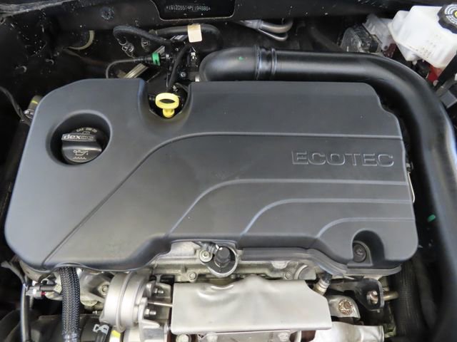 Used 2023 Chevrolet Malibu LT FWD image 34