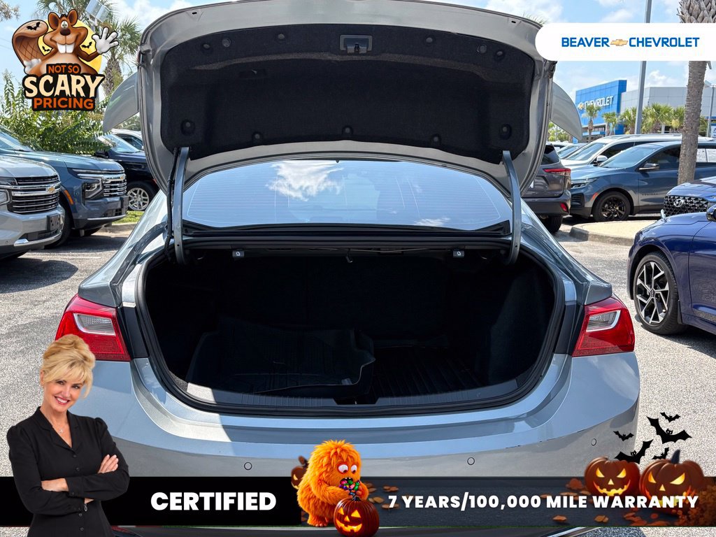 Used 2024 Chevrolet Malibu RS w/ LPO, Floor Liner Package FWD image 11
