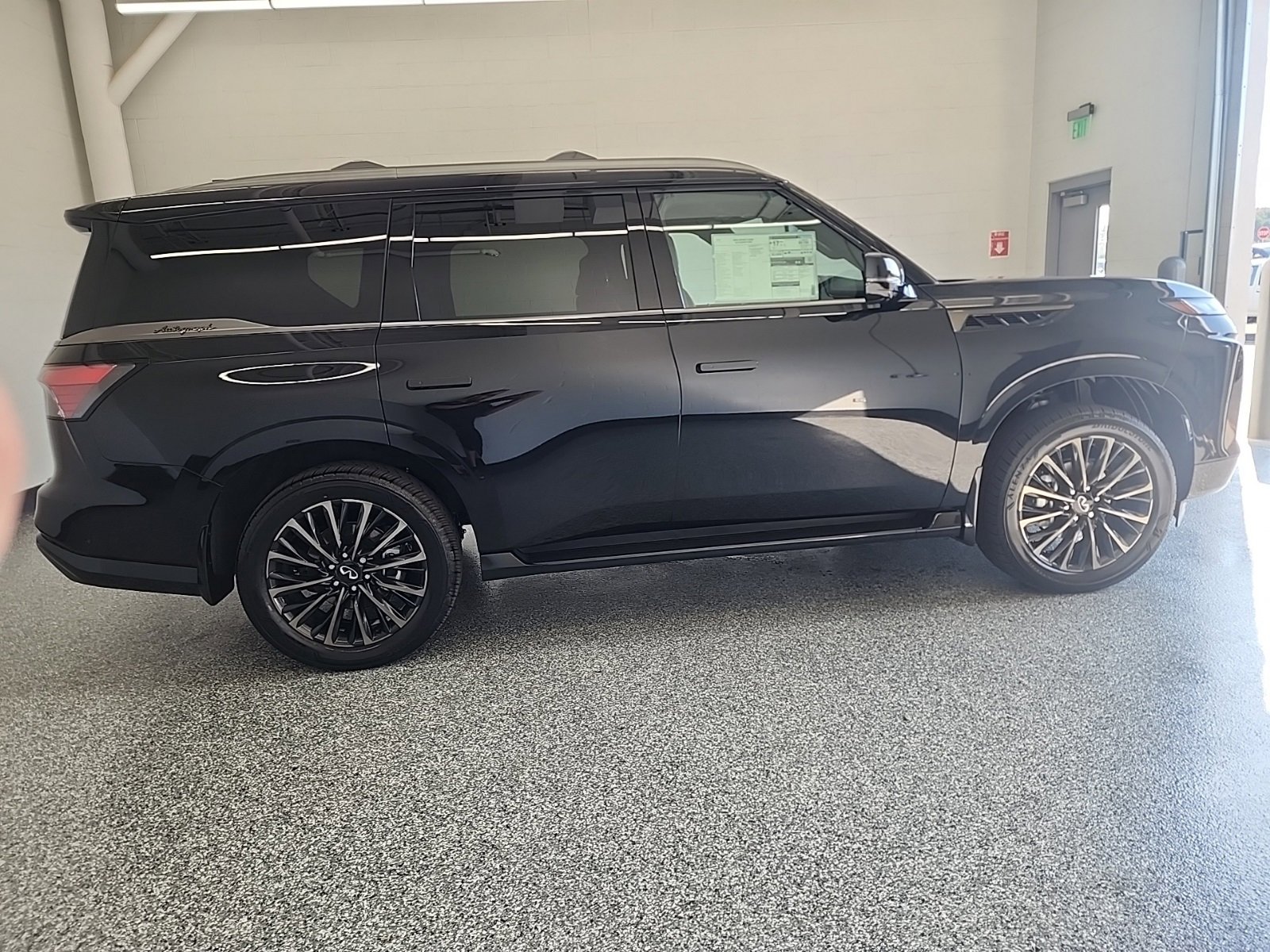 New 2026 INFINITI QX80 Autograph w/ Autograph Exterior Package image 6