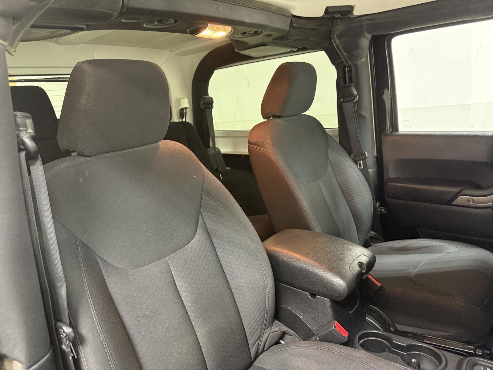 Used 2015 Jeep Wrangler Sport AWD/4WD image 26