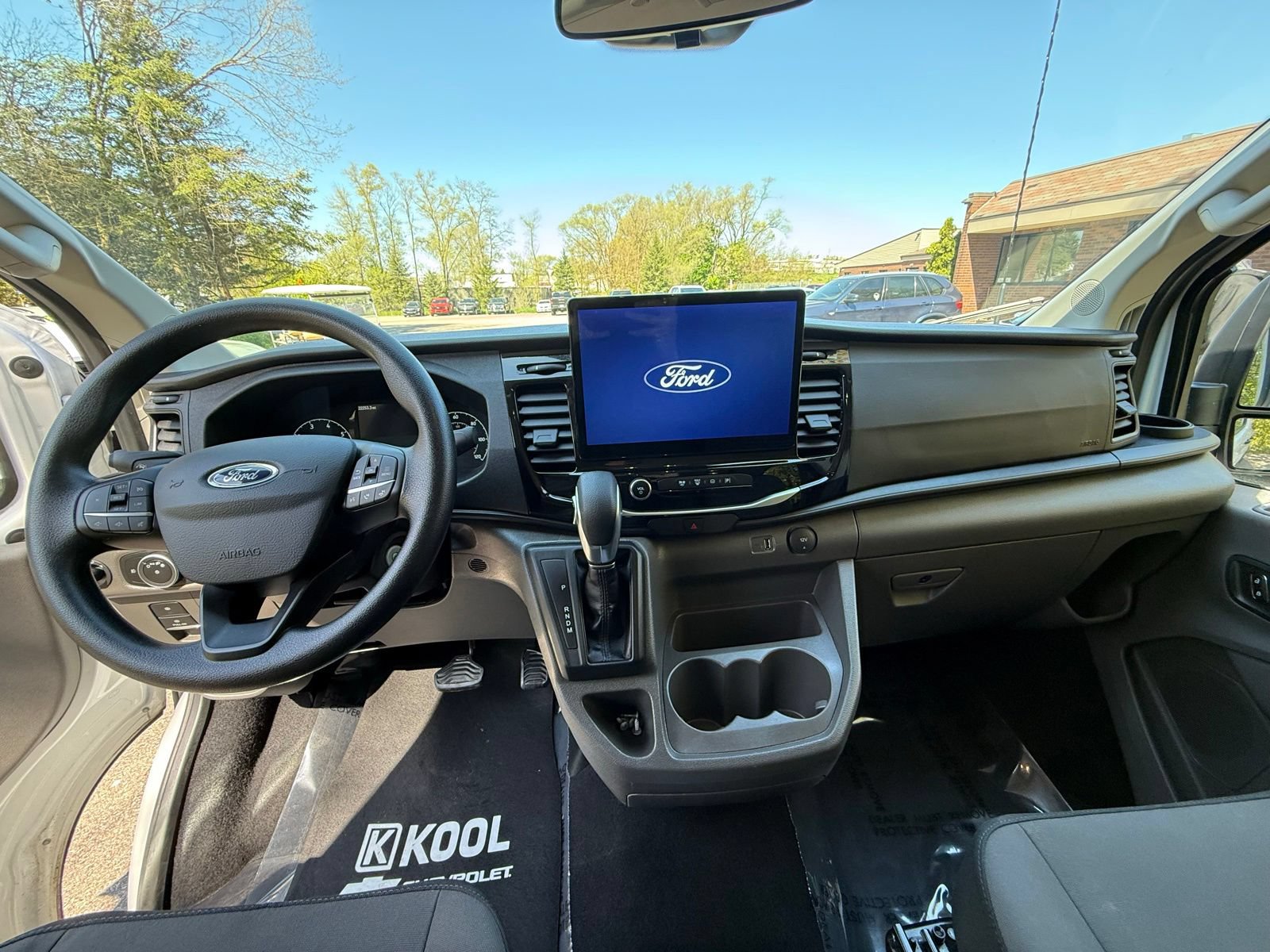 Used 2025 Ford Transit 350 XLT RWD image 15