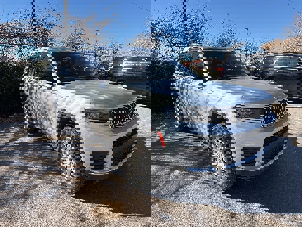 Used 2022 Jeep Grand Cherokee L Laredo w/ Luxury Tech Group I