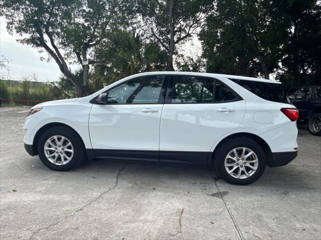 Used 2019 Chevrolet Equinox LS AWD/4WD image 11