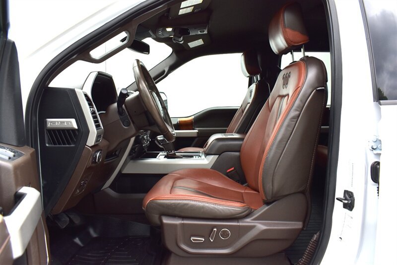 Used 2018 Ford F150 King Ranch w/ Equipment Group 601A Luxury AWD/4WD image 11