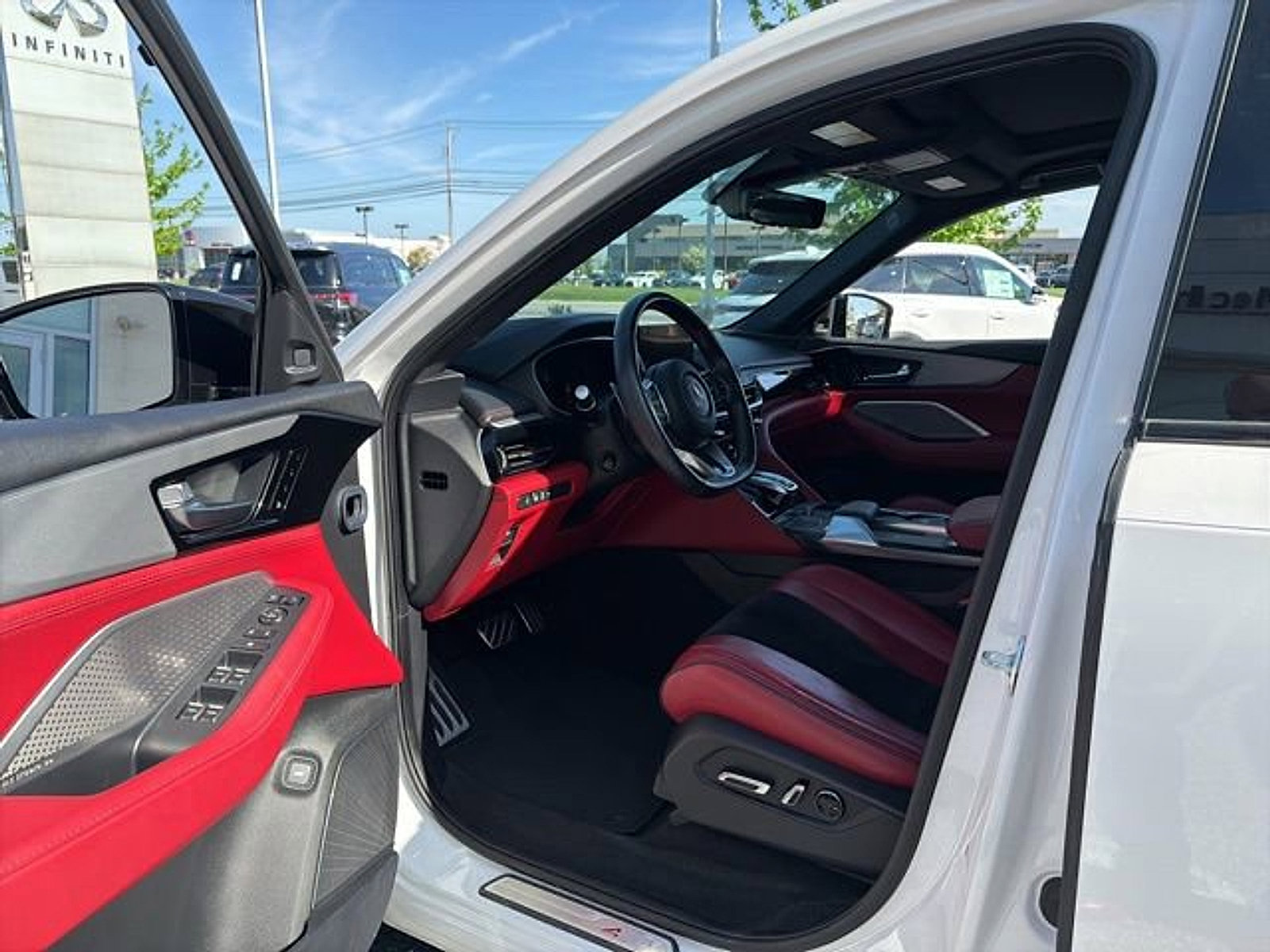 Used 2024 Acura MDX A-Spec AWD/4WD image 10