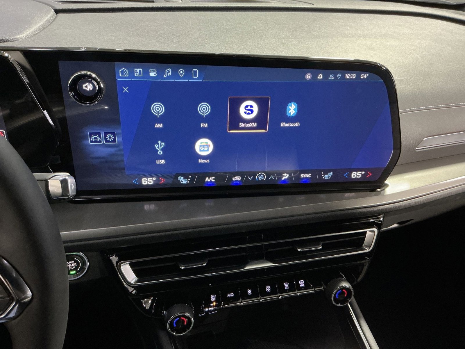 New 2026 Chevrolet Traverse LT image 26