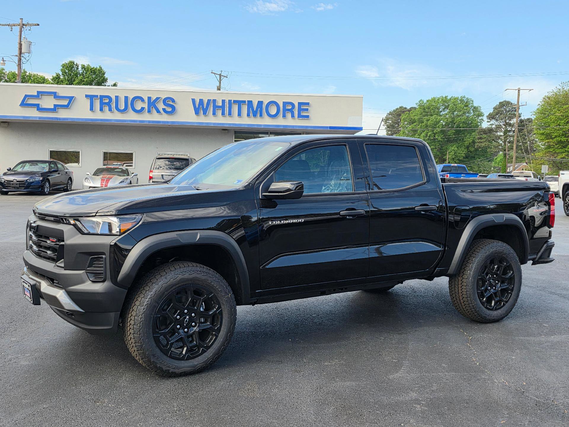 New 2026 Chevrolet Colorado Trail Boss AWD/4WD image 1