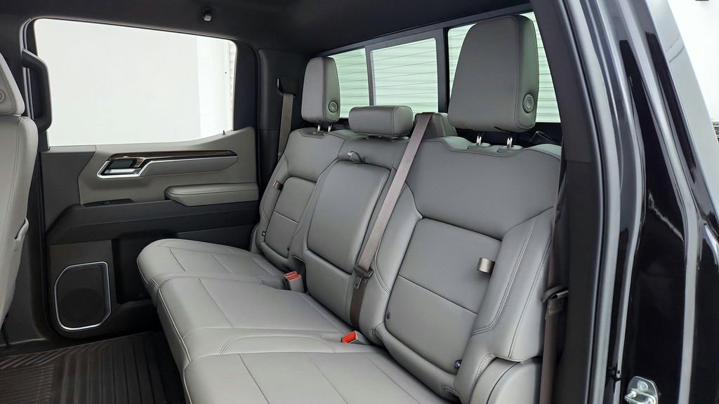 Certified 2023 Chevrolet Silverado 1500 LT w/ Leather Package image 33