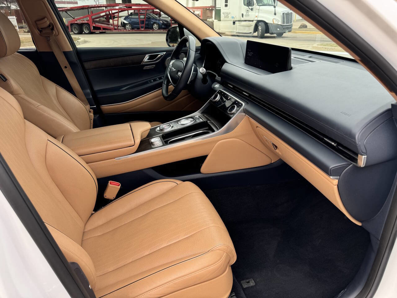 Used 2022 Genesis GV80 3.5T Advanced + image 14