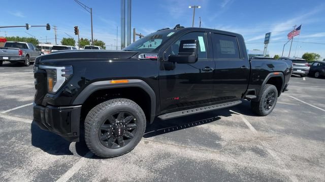 New 2026 GMC Sierra 2500 AT4 w/ AT4 Premium Plus Package AWD/4WD image 6