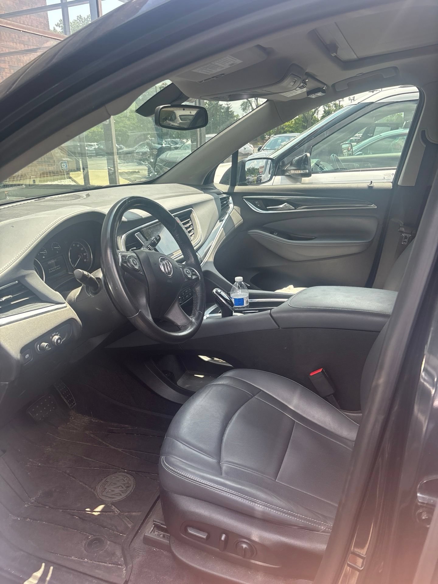 Used 2019 Buick Enclave Essence AWD/4WD image 17