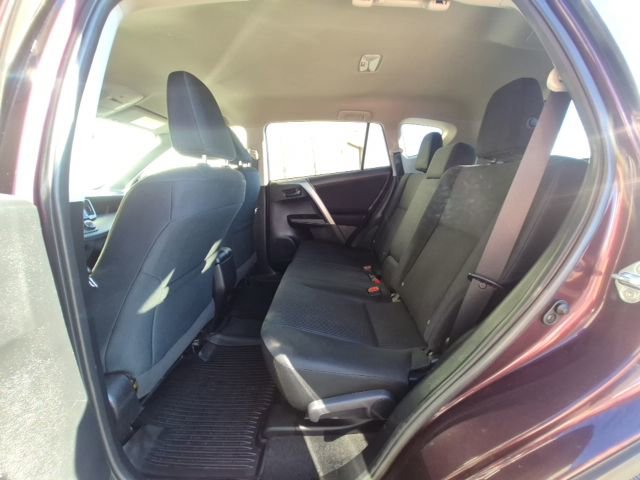 Used 2017 Toyota RAV4 LE image 11