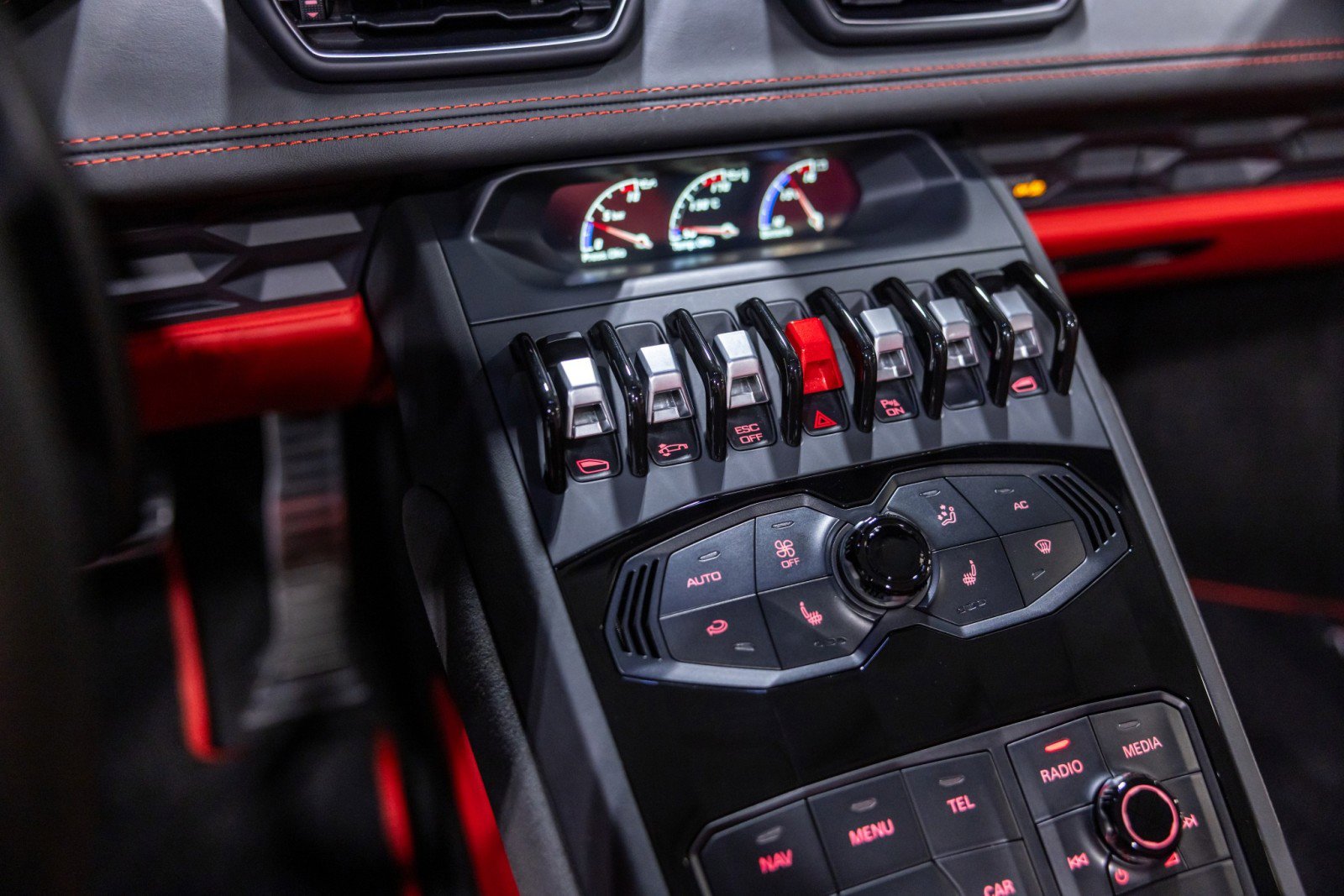 Used 2017 Lamborghini Huracan LP 610-4 image 41