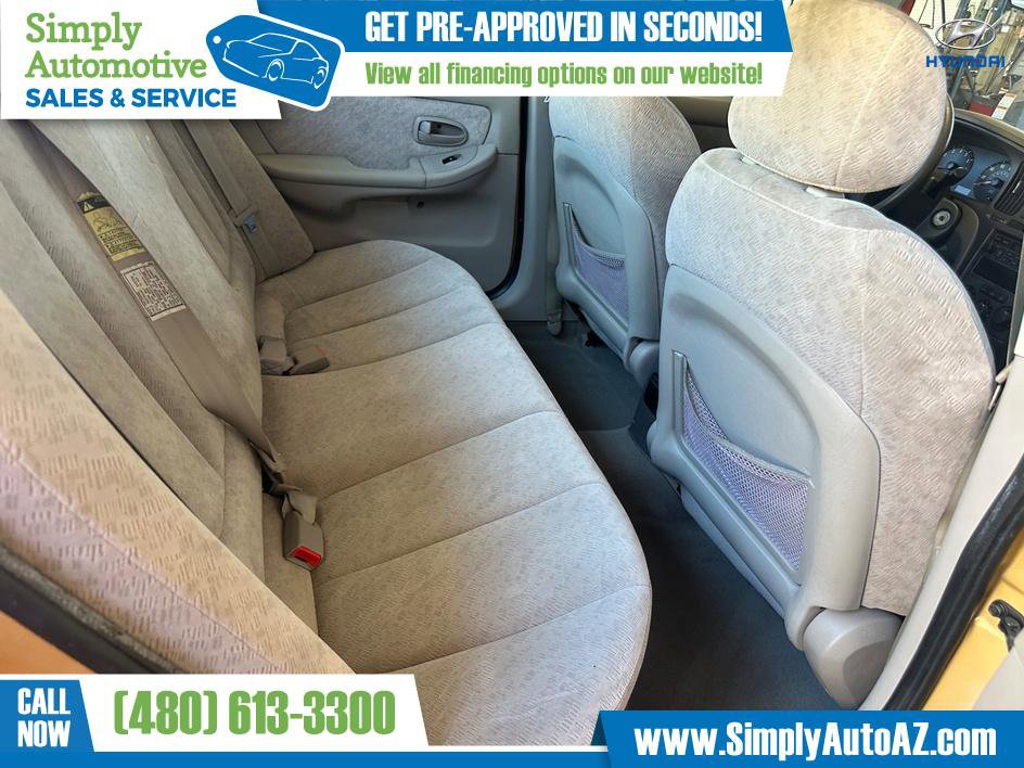 Used 2004 Hyundai Elantra GLS image 16