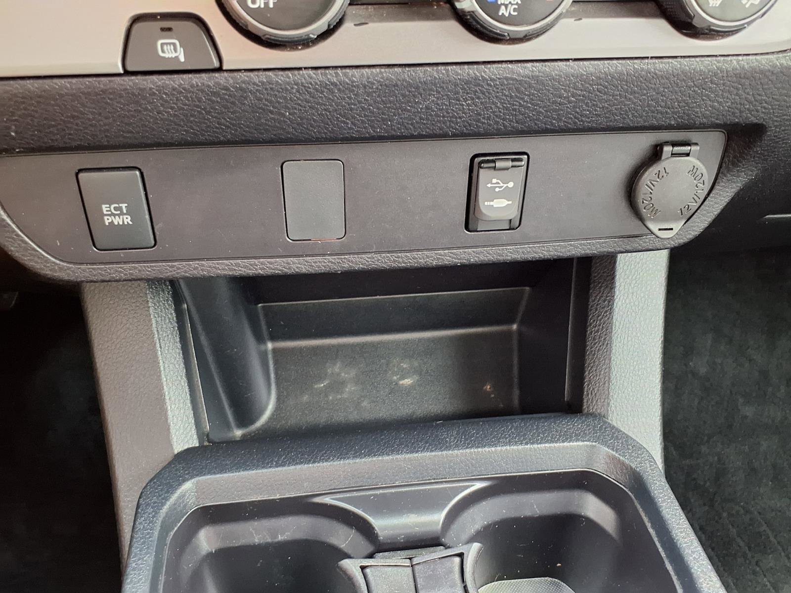 Used 2019 Toyota Tacoma SR w/ SR Convenience Package RWD image 8