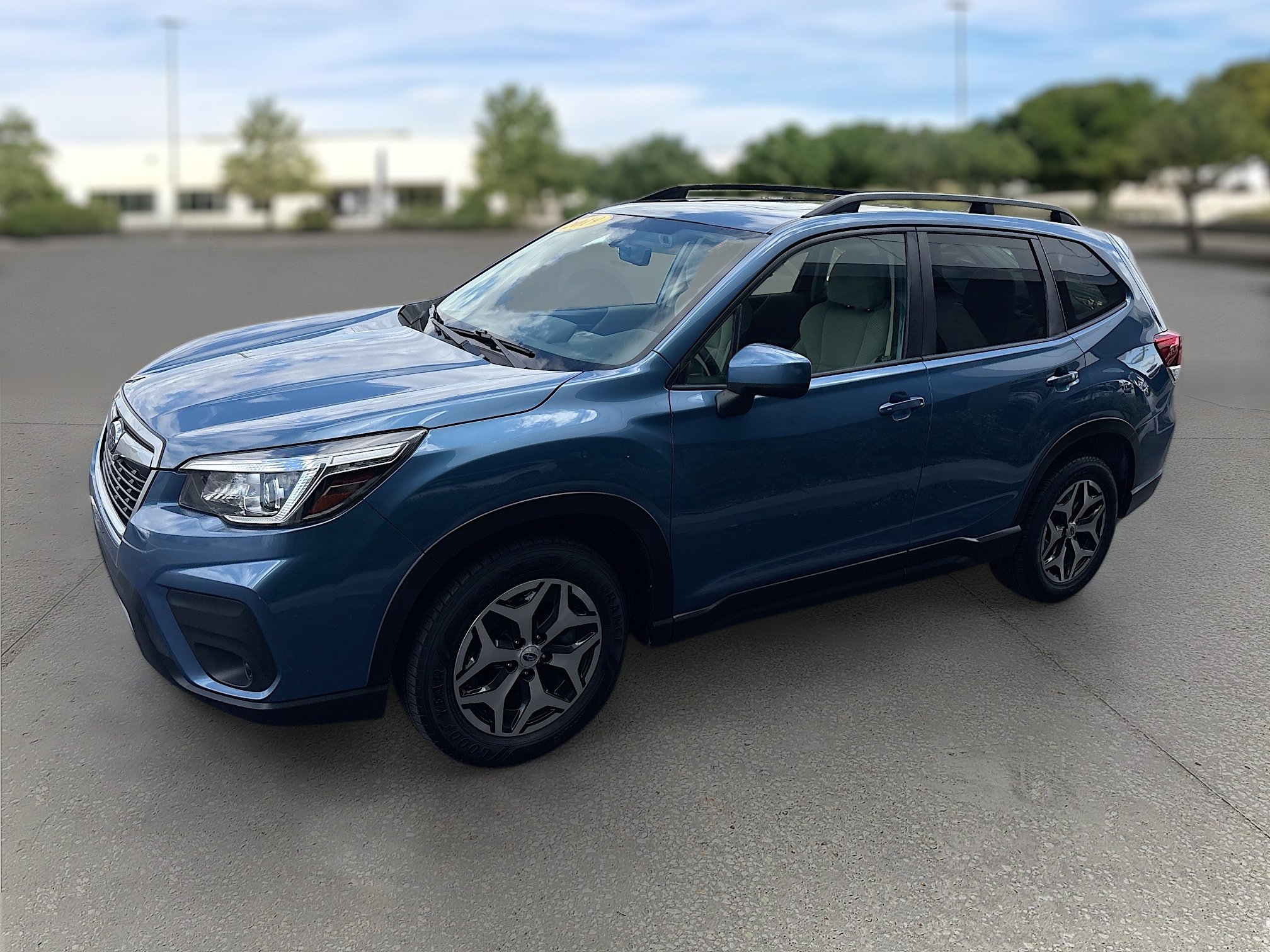 Used 2019 Subaru Forester Premium image 3