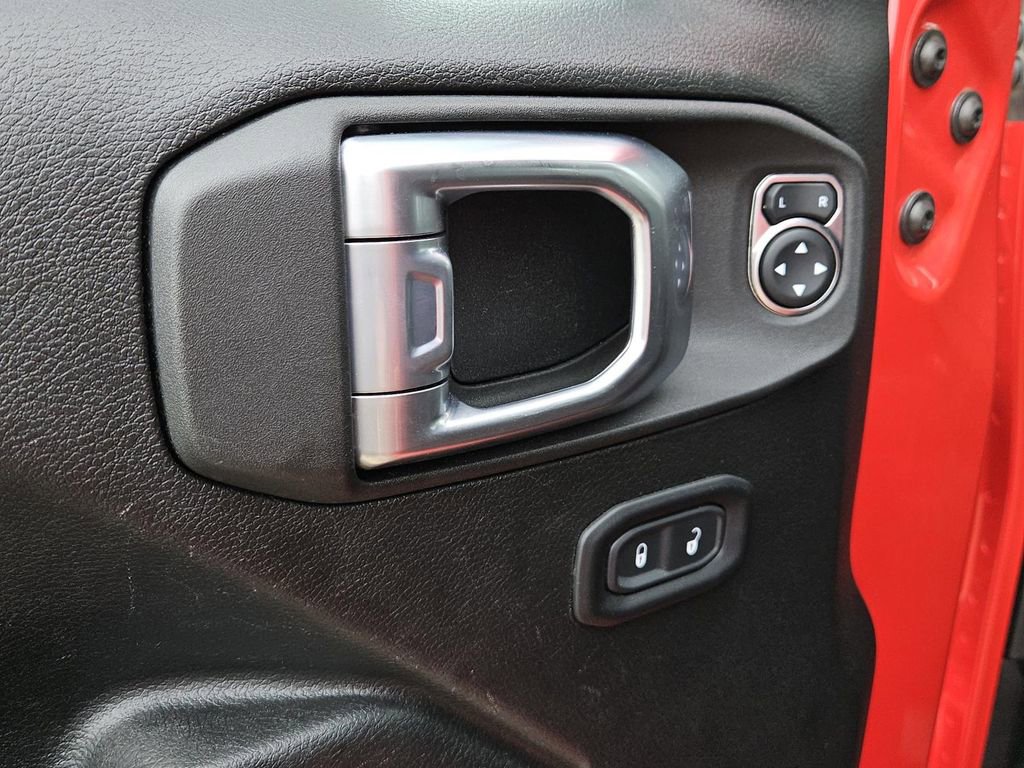 Used 2022 Jeep Gladiator Rubicon w/ Cold Weather Group image 25