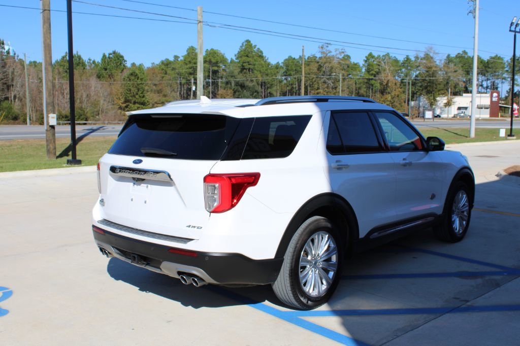 Used 2021 Ford Explorer King Ranch w/ Premium Technology Package image 4