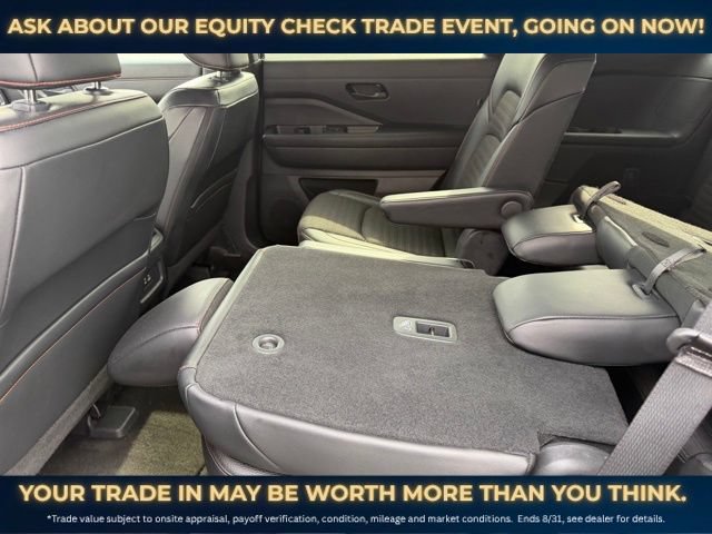 Used 2023 Nissan Pathfinder Rock Creek AWD/4WD image 16