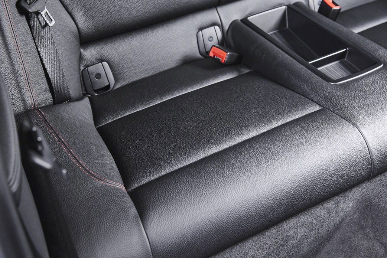 Used 2011 BMW 1 Series M image 70