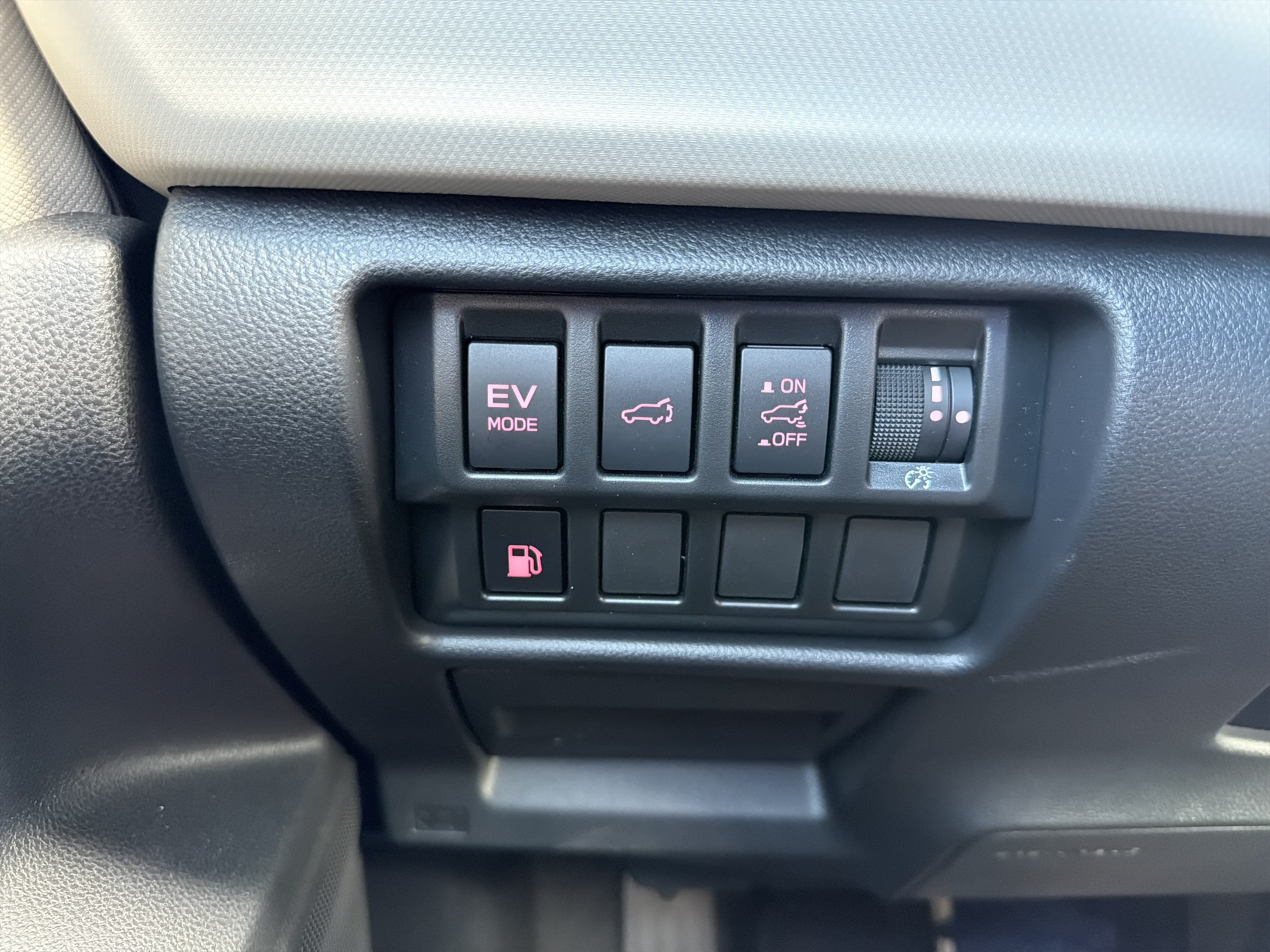 Used 2025 Subaru Forester Limited AWD/4WD image 31