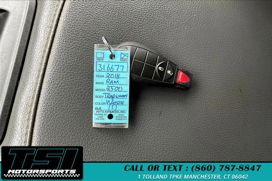 Used 2018 RAM 2500 Tradesman w/ Chrome Appearance Group AWD/4WD image 11