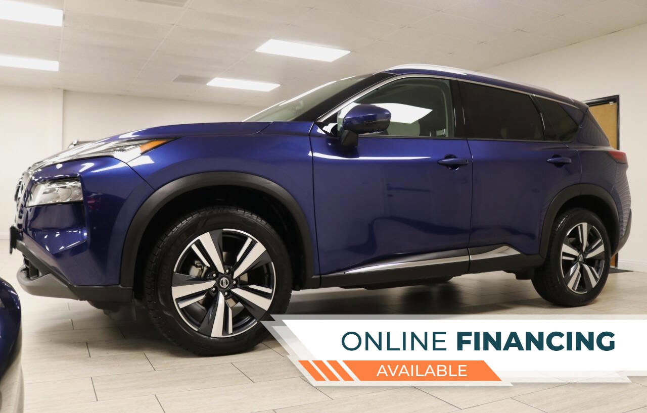 Used 2021 Nissan Rogue SL image 2