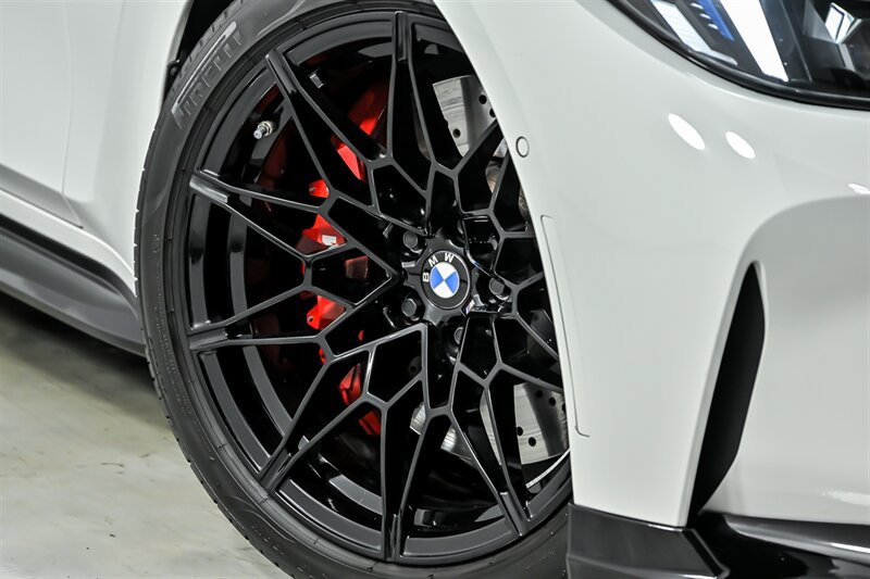 Used 2025 BMW M3 Competition w/ Executive Package AWD/4WD image 4