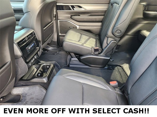 New 2025 Jeep Wagoneer Series II w/ Convenience Group I image 19