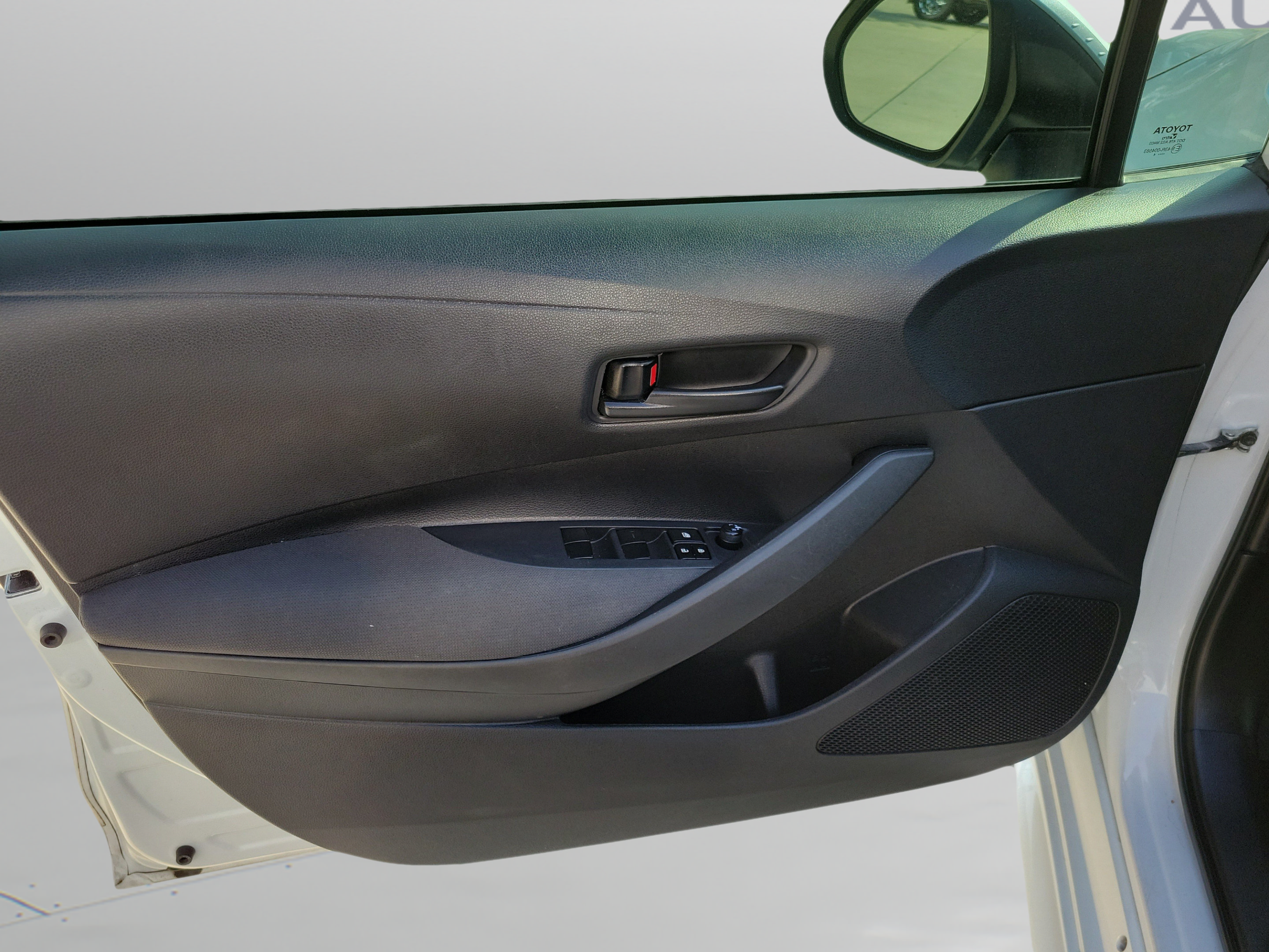Used 2024 Toyota Corolla LE FWD image 12