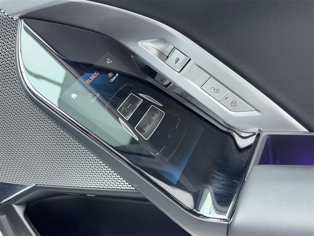 Used 2023 BMW 740i image 48