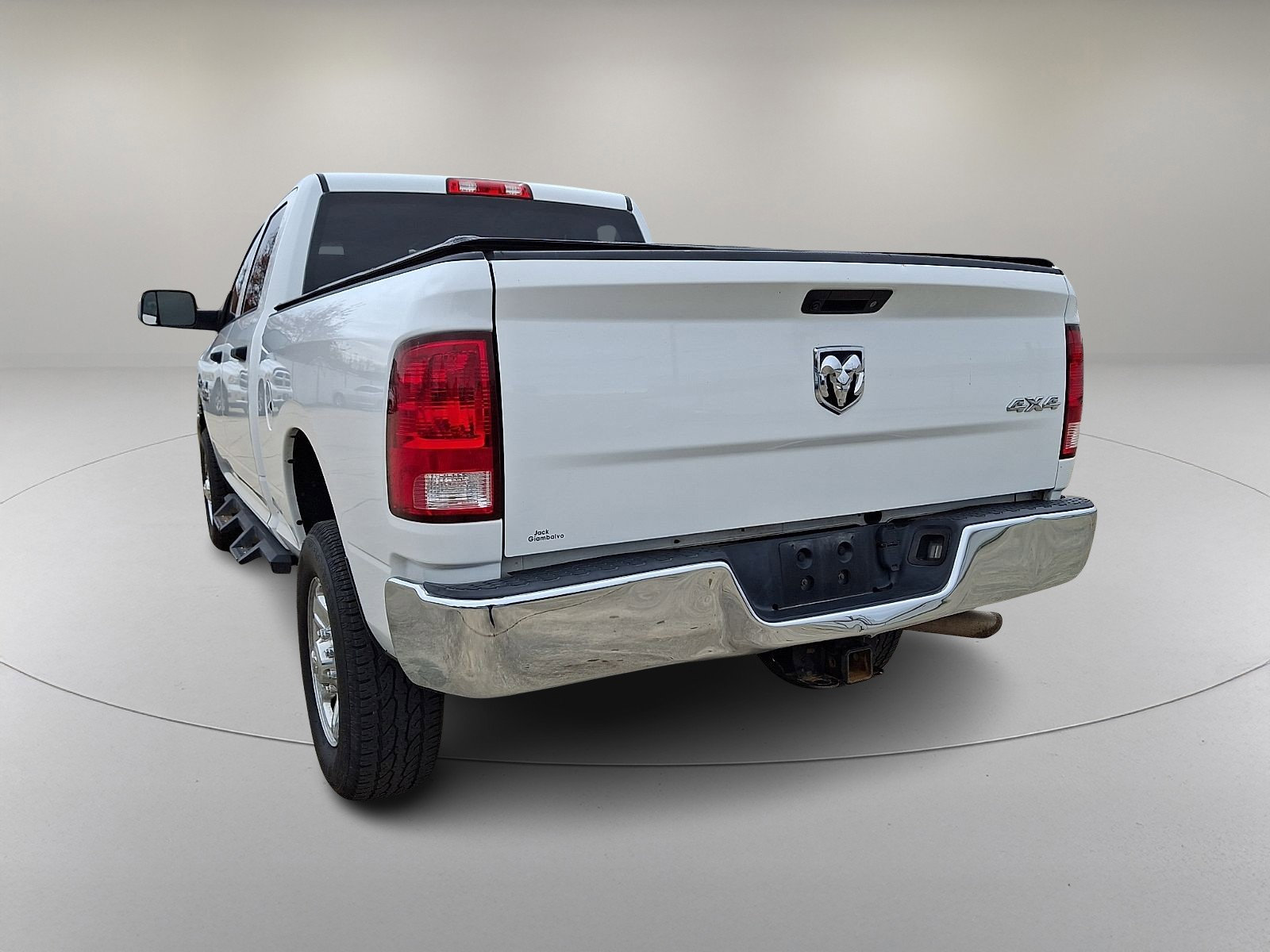 Used 2018 RAM 2500 Tradesman w/ Chrome Appearance Group image 8