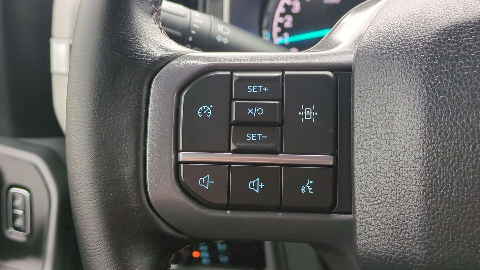 Used 2023 Ford F150 XLT w/ Equipment Group 302A High image 26