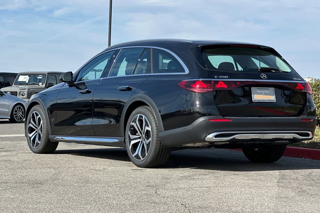 New 2025 Mercedes-Benz E 450 4MATIC All-Terrain Wagon image 4