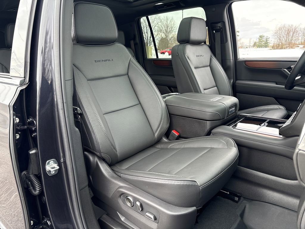 New 2026 GMC Yukon XL Denali w/ Sun & Power Step Package image 61