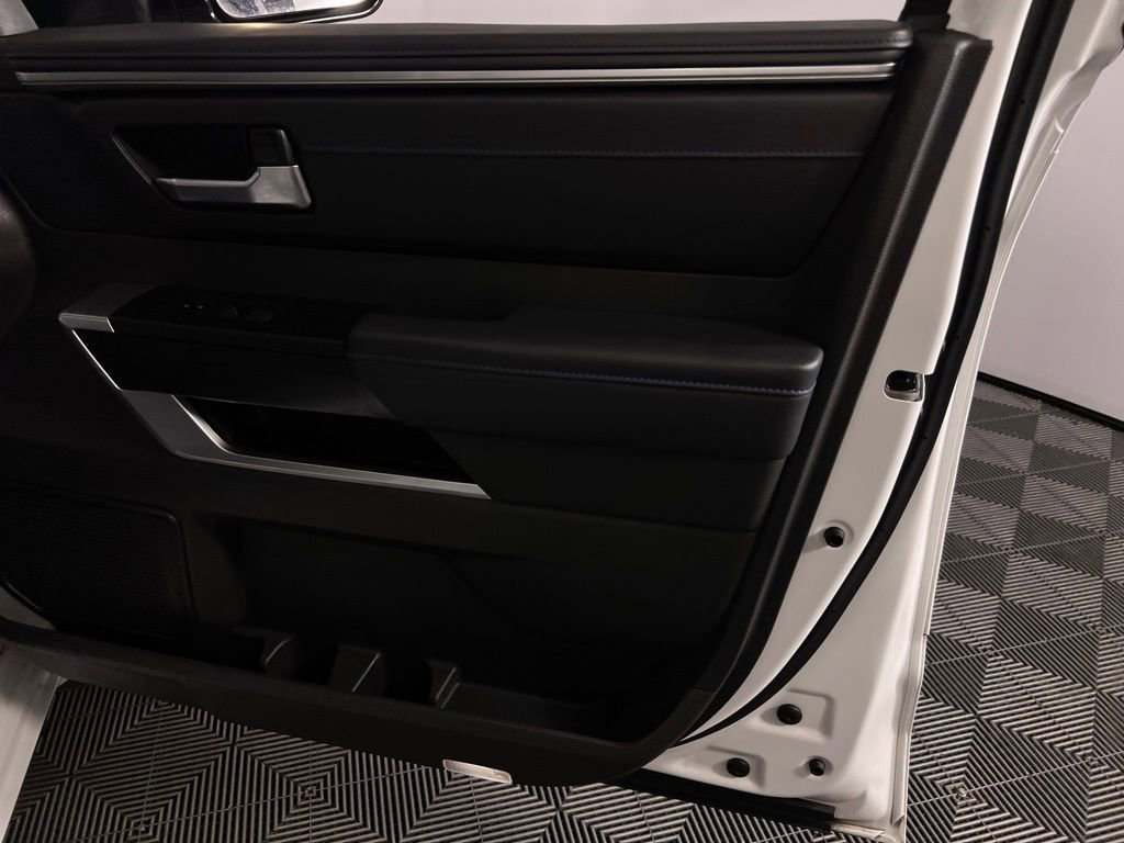 Used 2024 Toyota Sequoia Platinum image 35