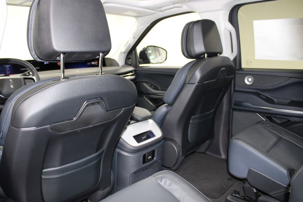 New 2026 Lincoln Navigator L Reserve image 28