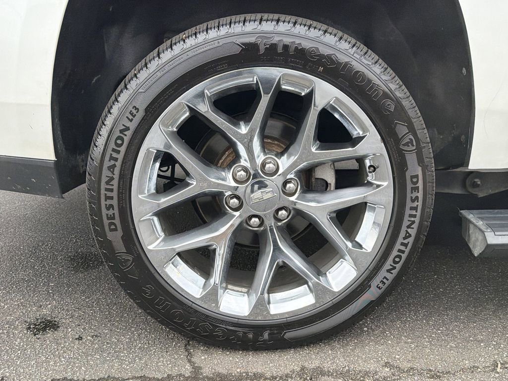 Used 2016 Cadillac Escalade Platinum image 17