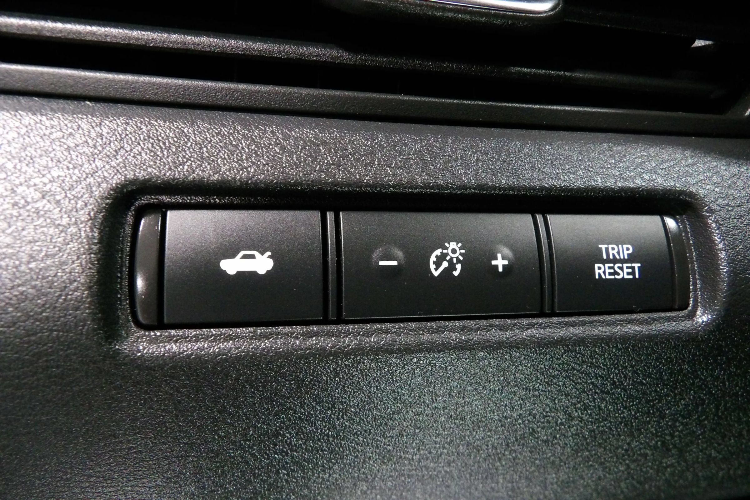 Used 2022 Nissan Altima 2.5 SR FWD image 18