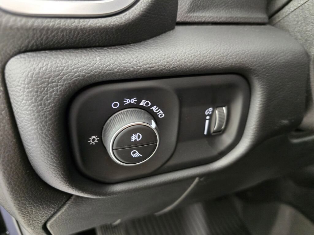 New 2026 RAM 3500 Big Horn image 18