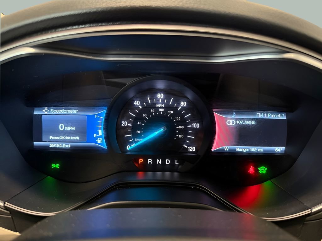 Used 2019 Ford Fusion SE image 24