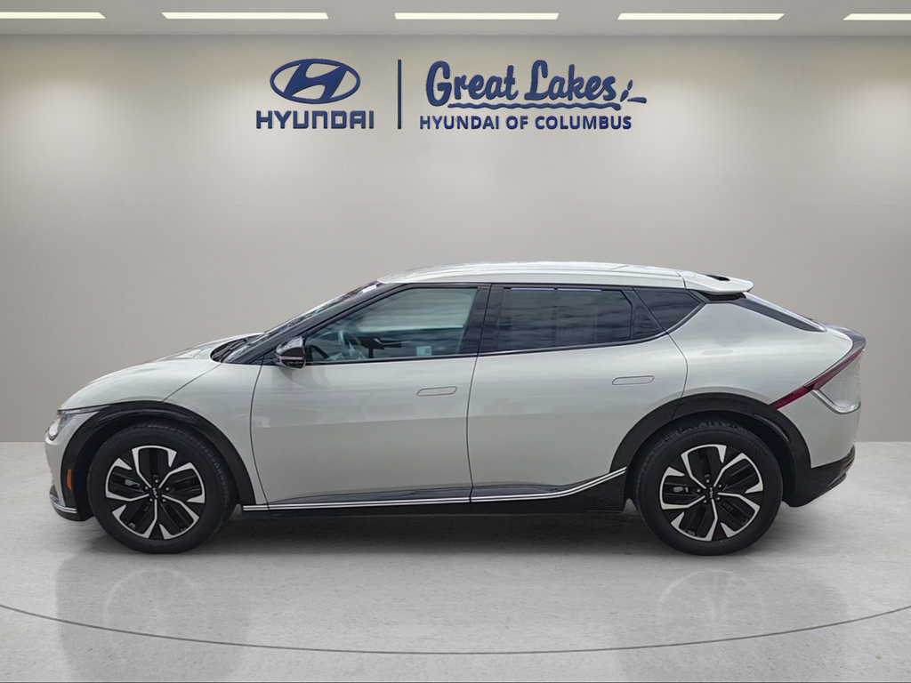 Used 2024 Kia EV6 Wind AWD/4WD image 2